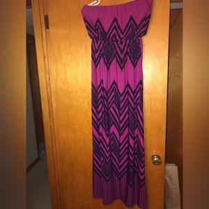 Maxi dress with pockets